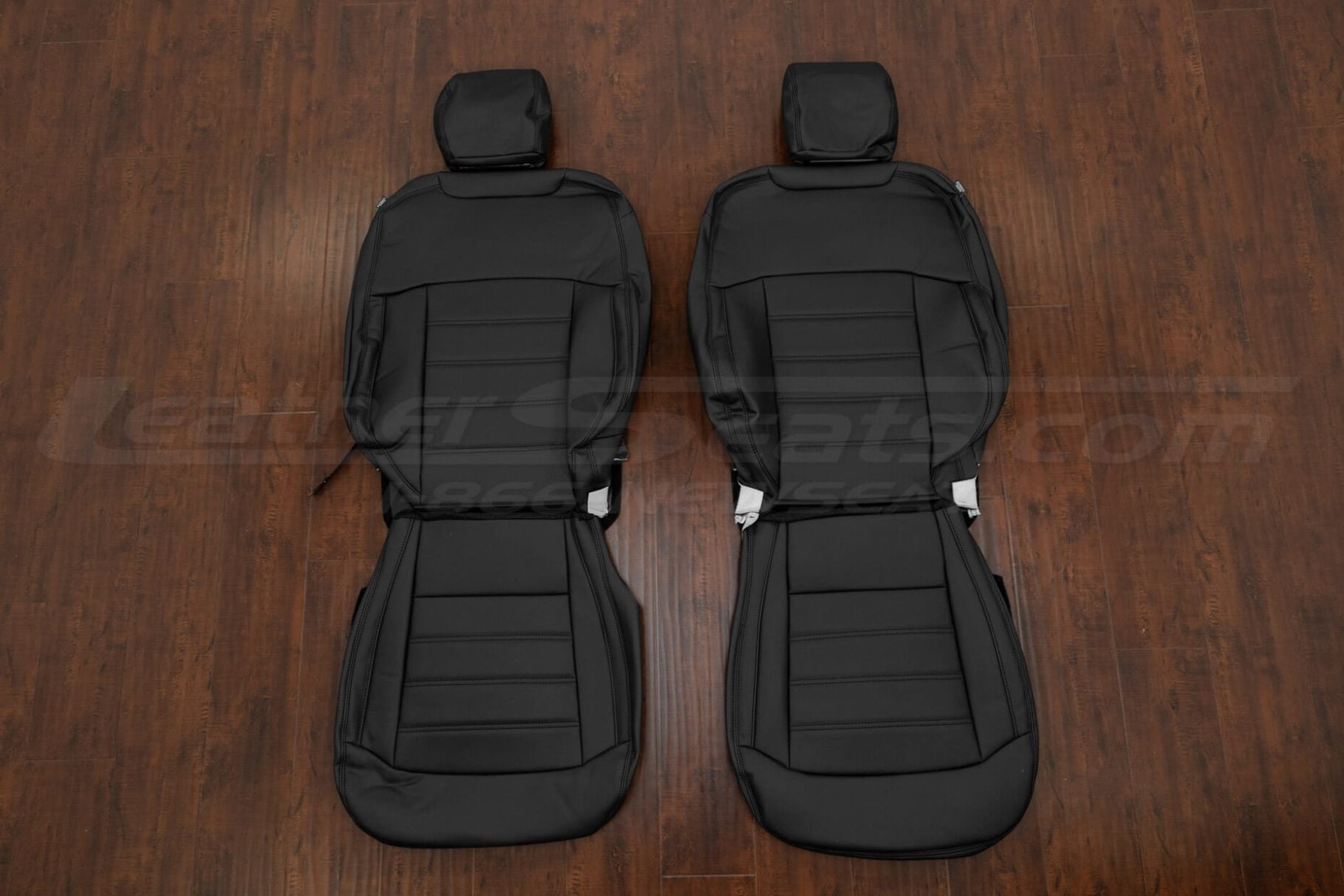 2024-2025 FordRanger Aftermarket black leather seat covers - front seat upholstery