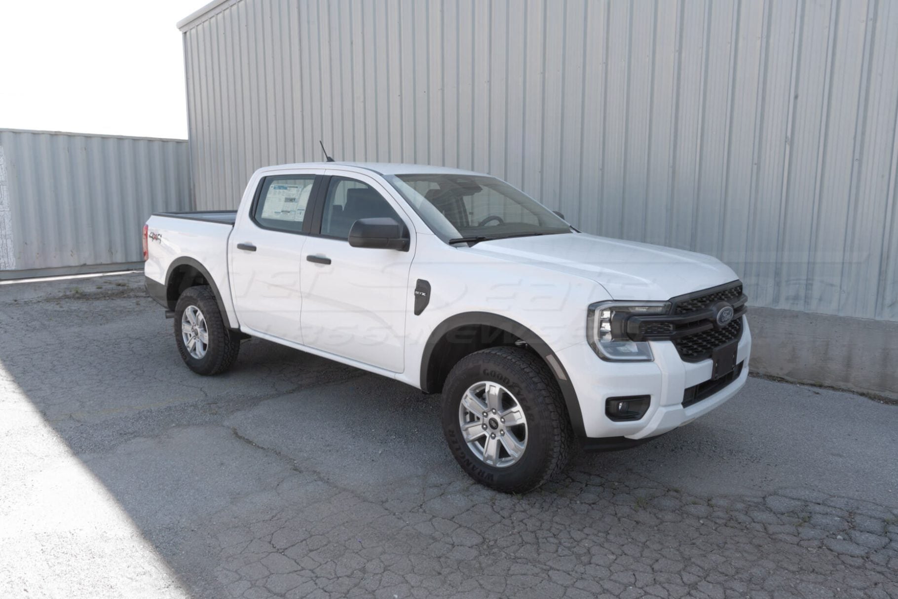 2025 Ford Ranger Crew Cab - White Exterior