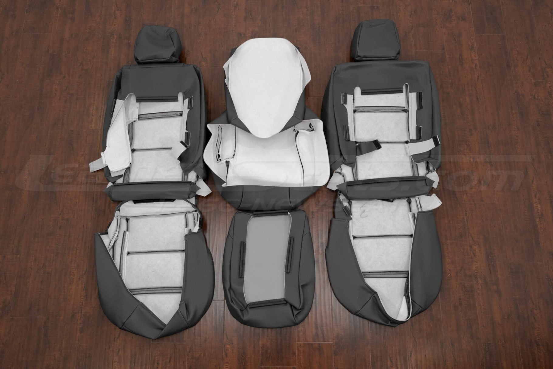 Nissan titan 40/20/40 fsplit front seats flipped