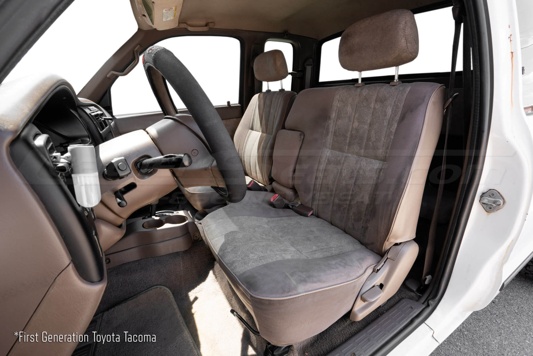 1995-2003 First Generation Toyota Tacoma with cloth/vinyl seats