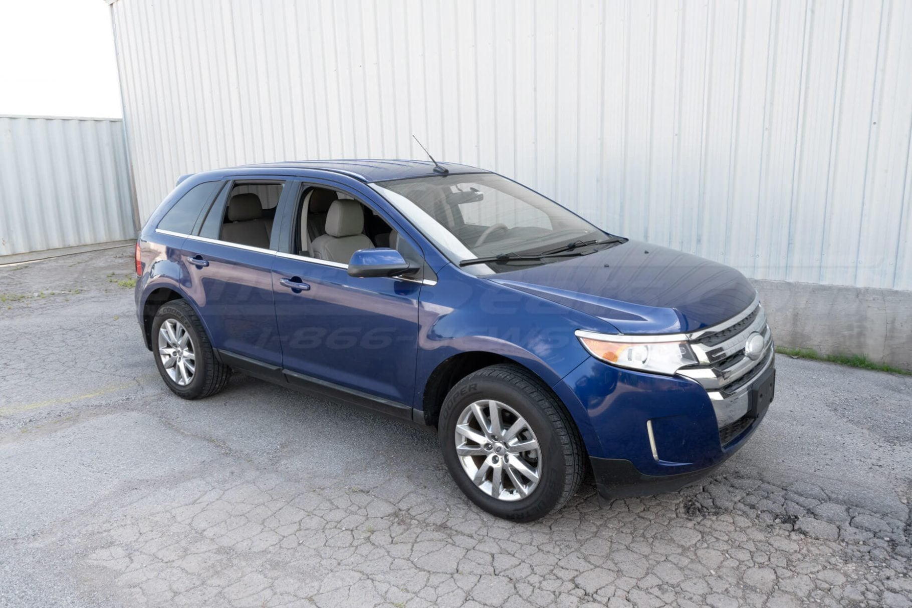 2013 Ford Edge with blue exterior