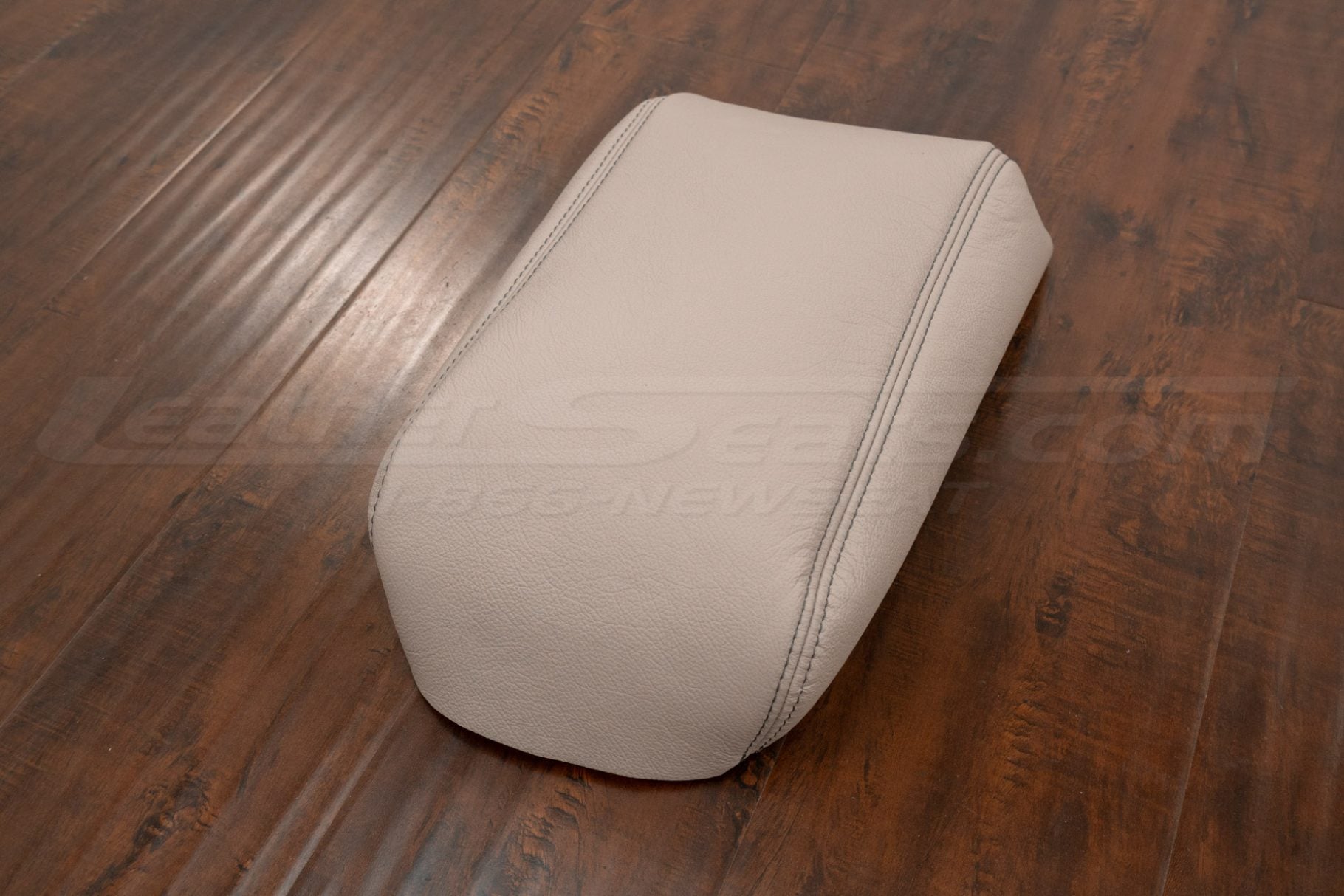 2003-2006 Cadillac Escalde leather console lid cover upholstery