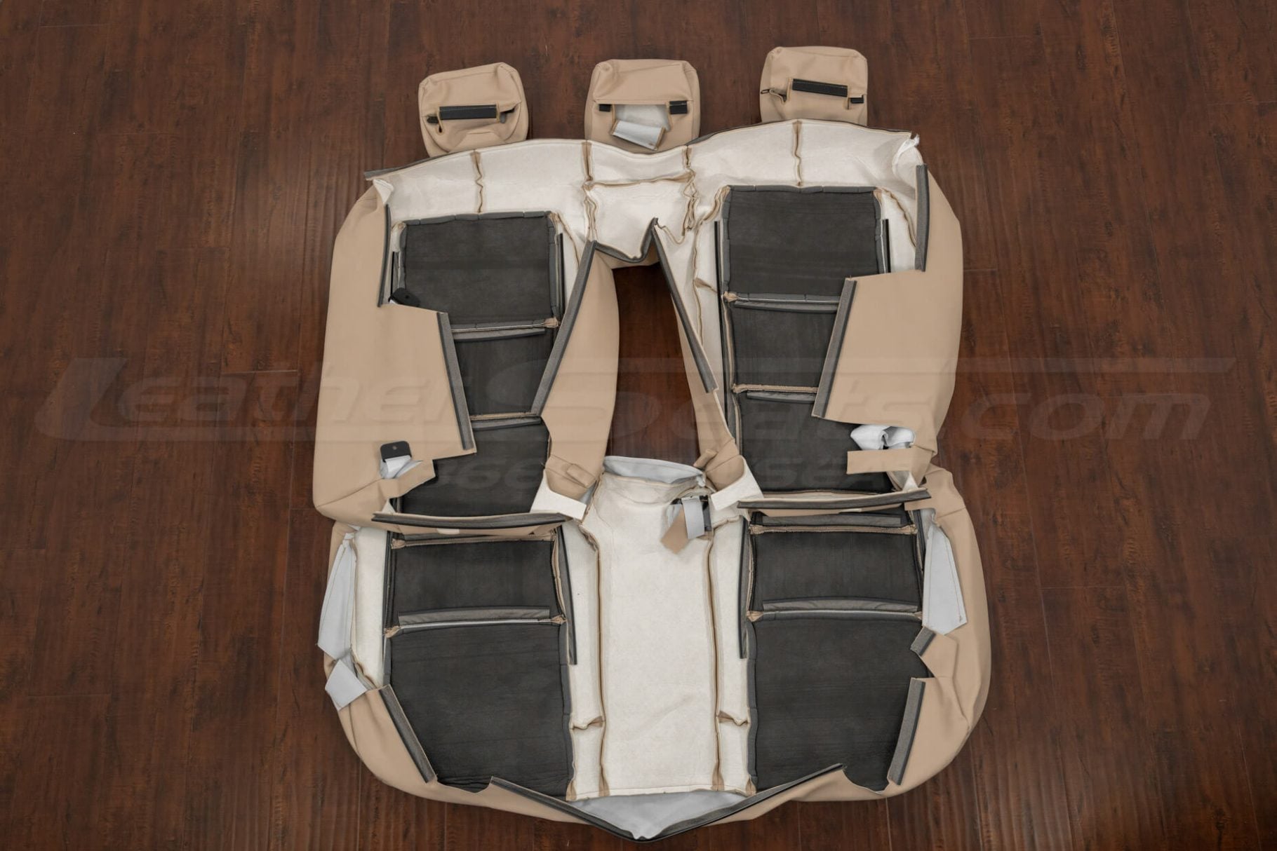 Rear seat covers in parchment/beige flipped