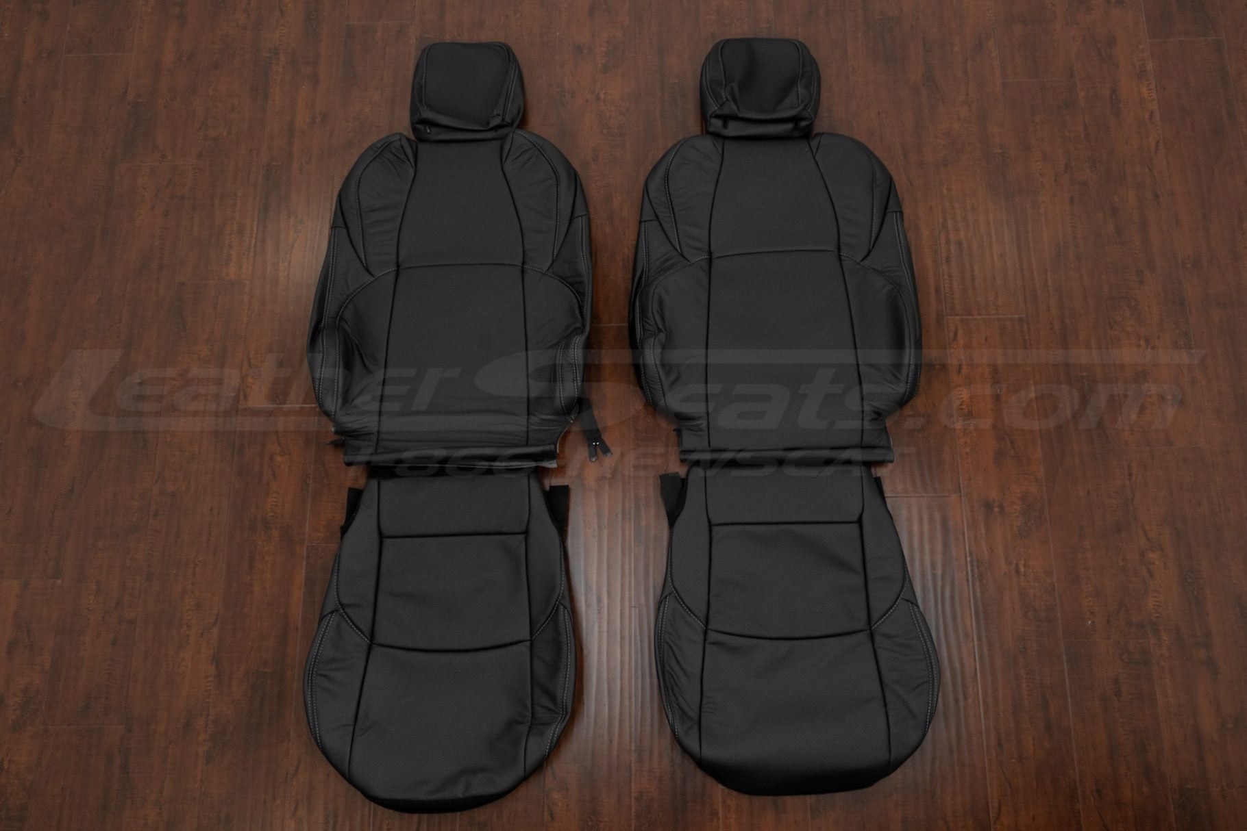 2025 Toyota 4Runner Leather seat replacement covers - black - front seat upholstery