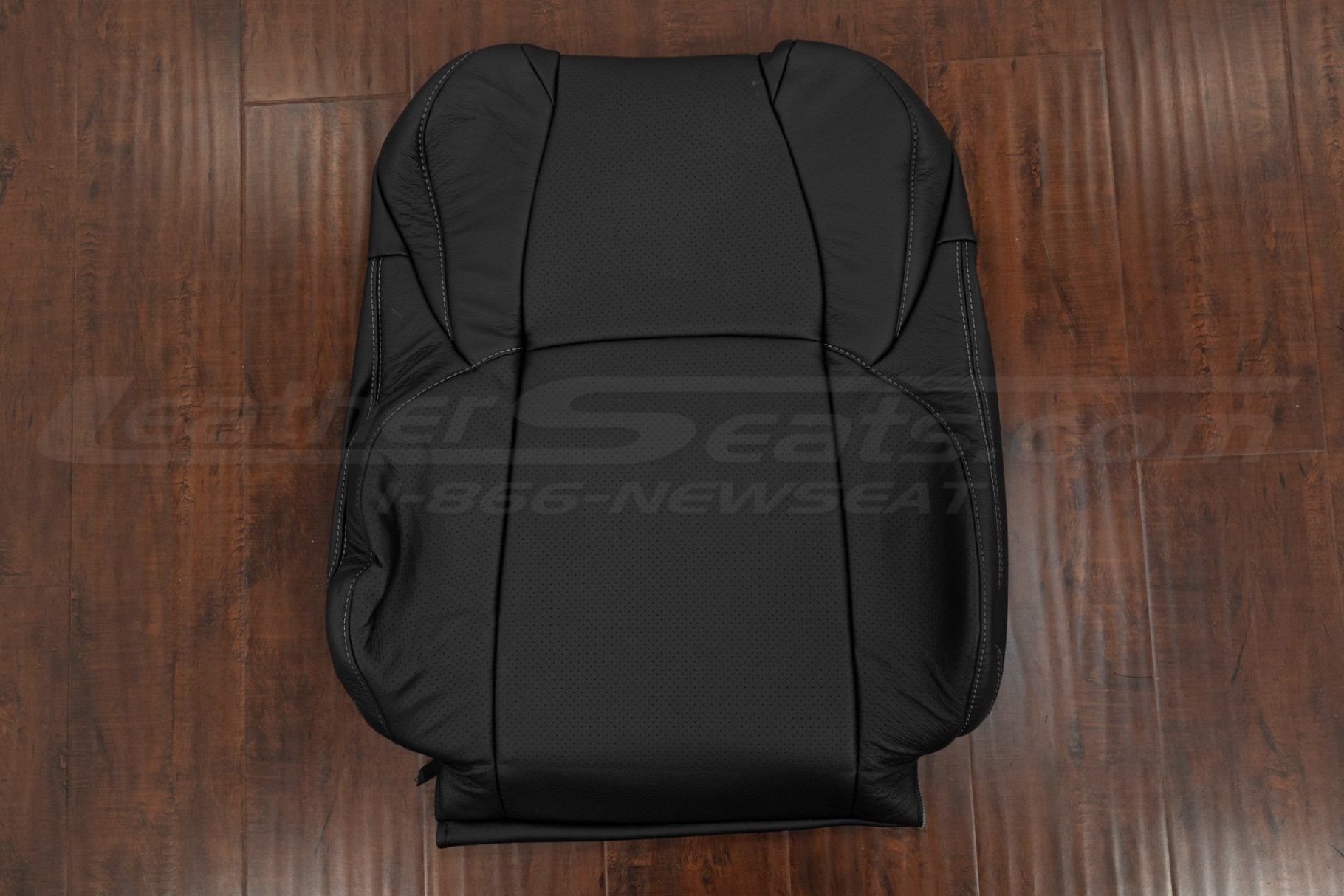 2025 Toyota 4runner Black leather backrest cover with perforation