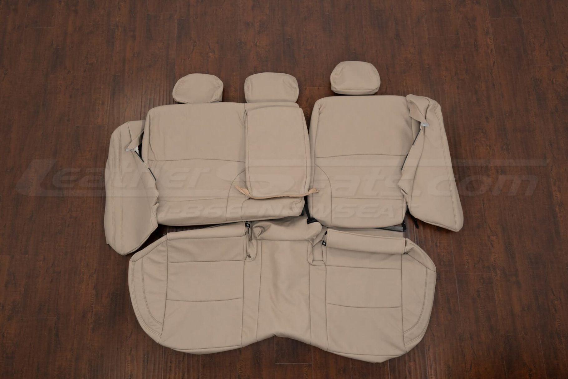 2015-2019 Subaru Outback Custom leather seat covers - Rear seat upholstery with armrest and bolsters