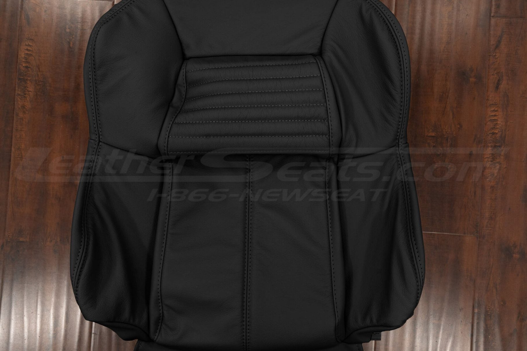 Insert section of black leather backrest upholstery for c4 corvette