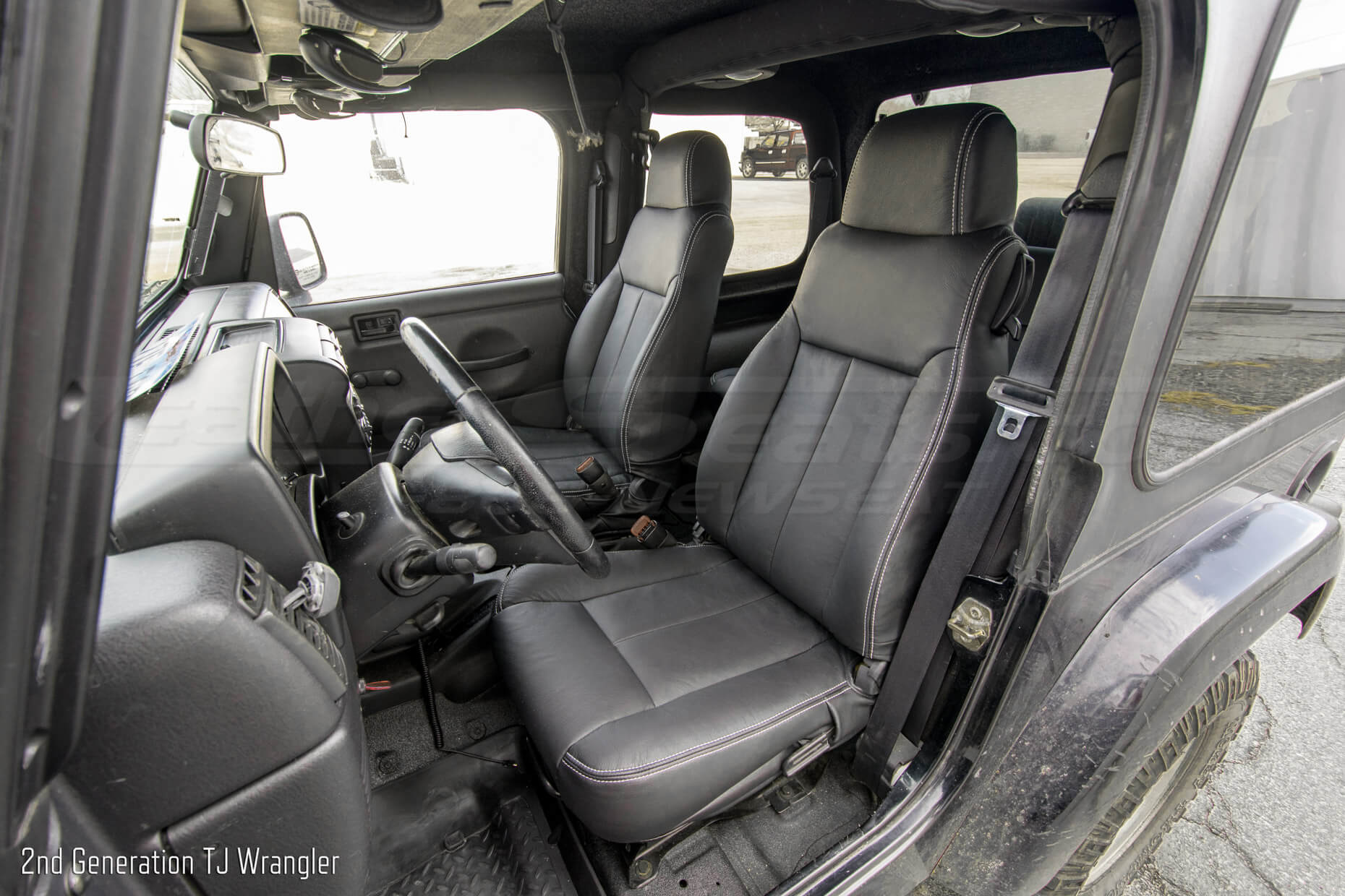 TJ Wrangler Black front leather seats