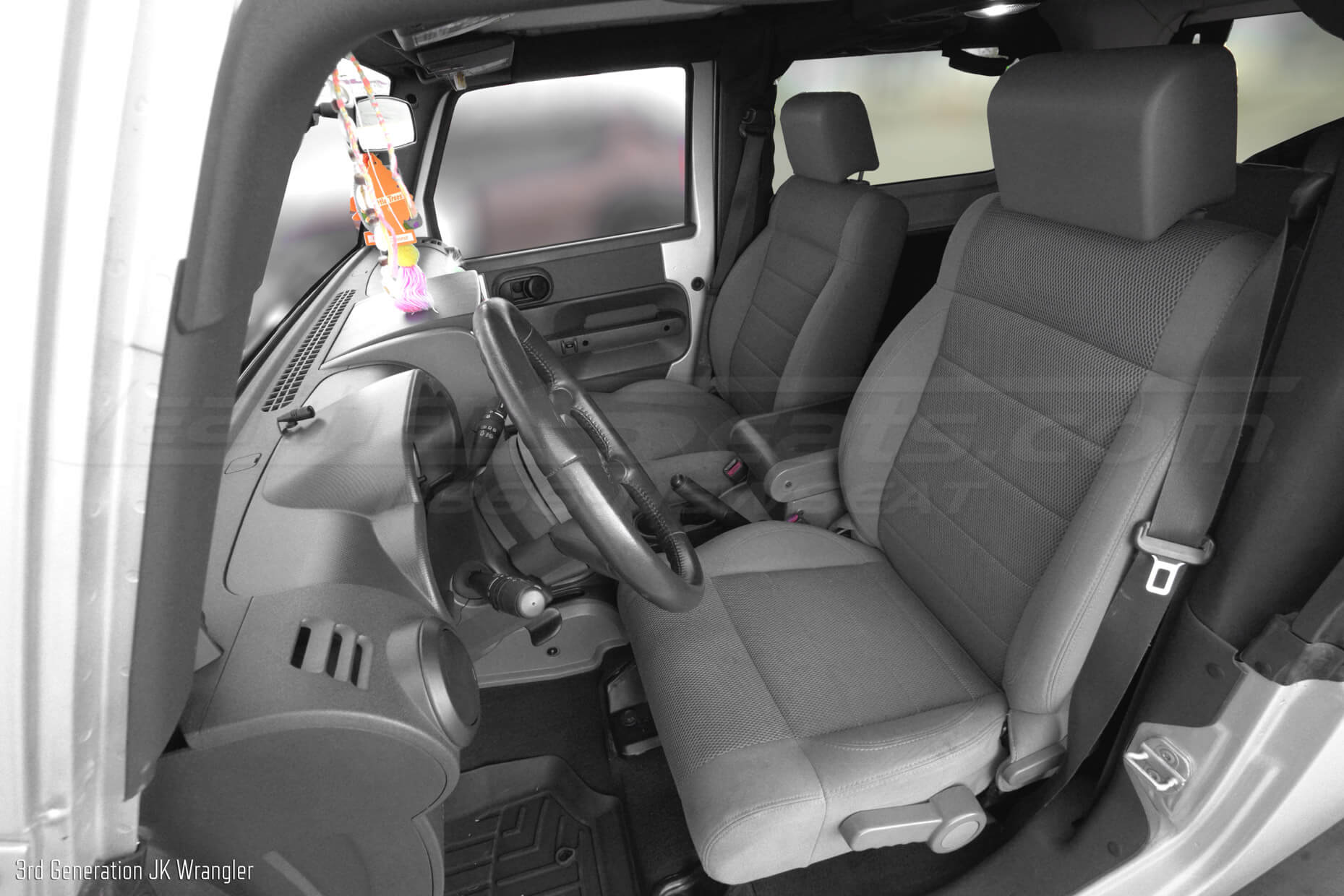 JK Wrangler with oem cloth front seats