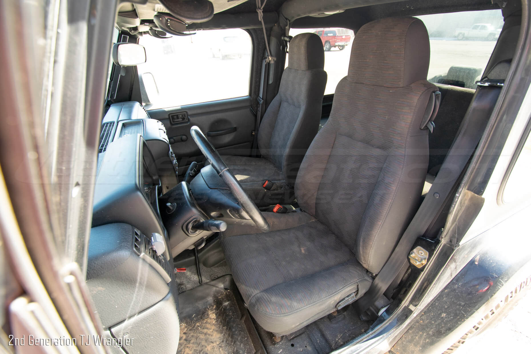 TJ Wrangler with damaged factory cloth