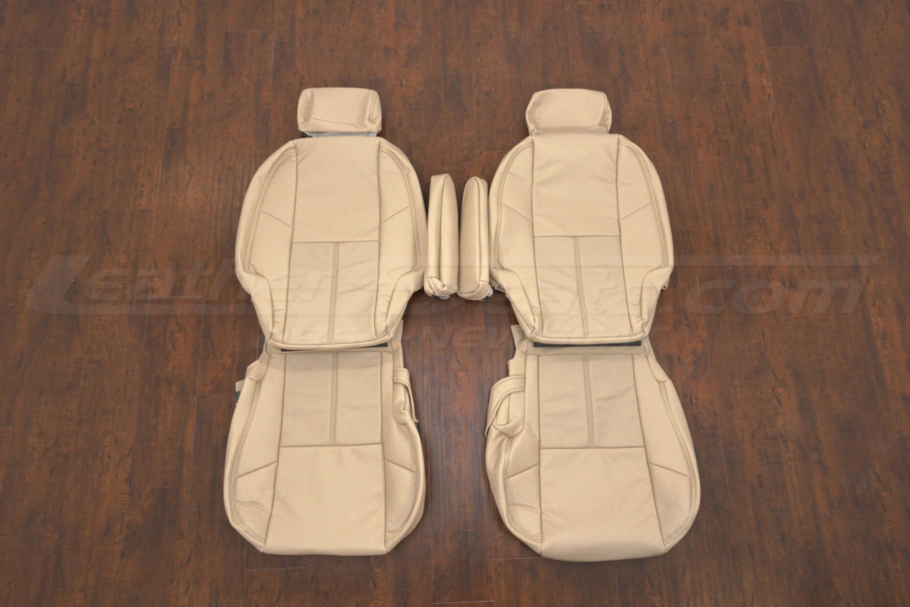 2007-2014 Cadillac Escalade replacement seat covers - Vanilla - Middle row upholstery with armrests