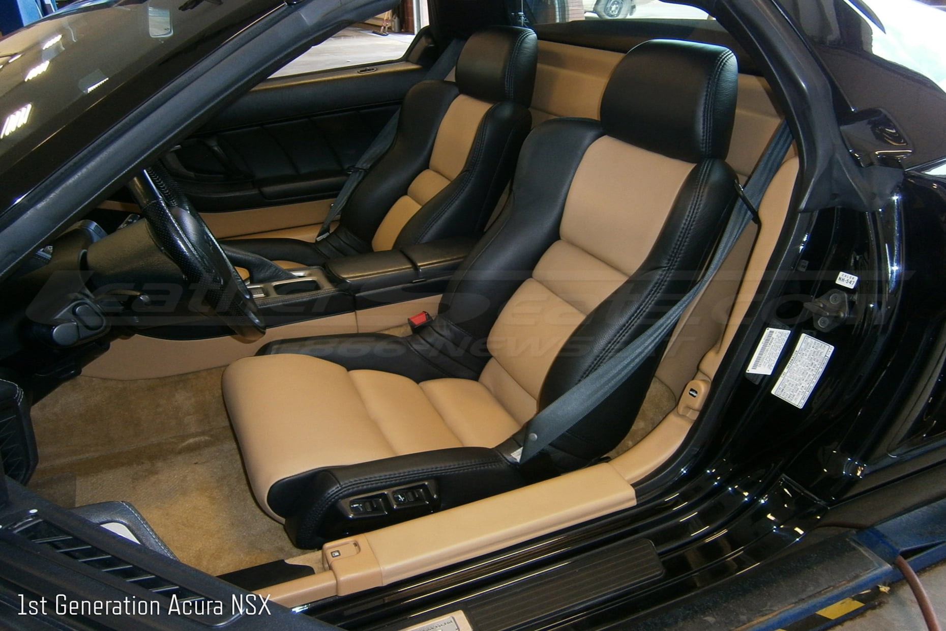 1st Gen NSX with aftermarket installed leather seats