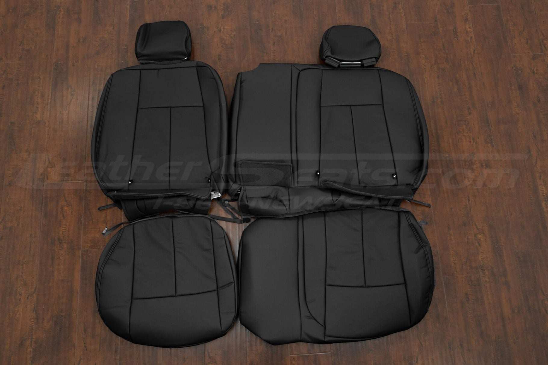 Reaplcement black leather seat covers for chevrolet trailblazer
