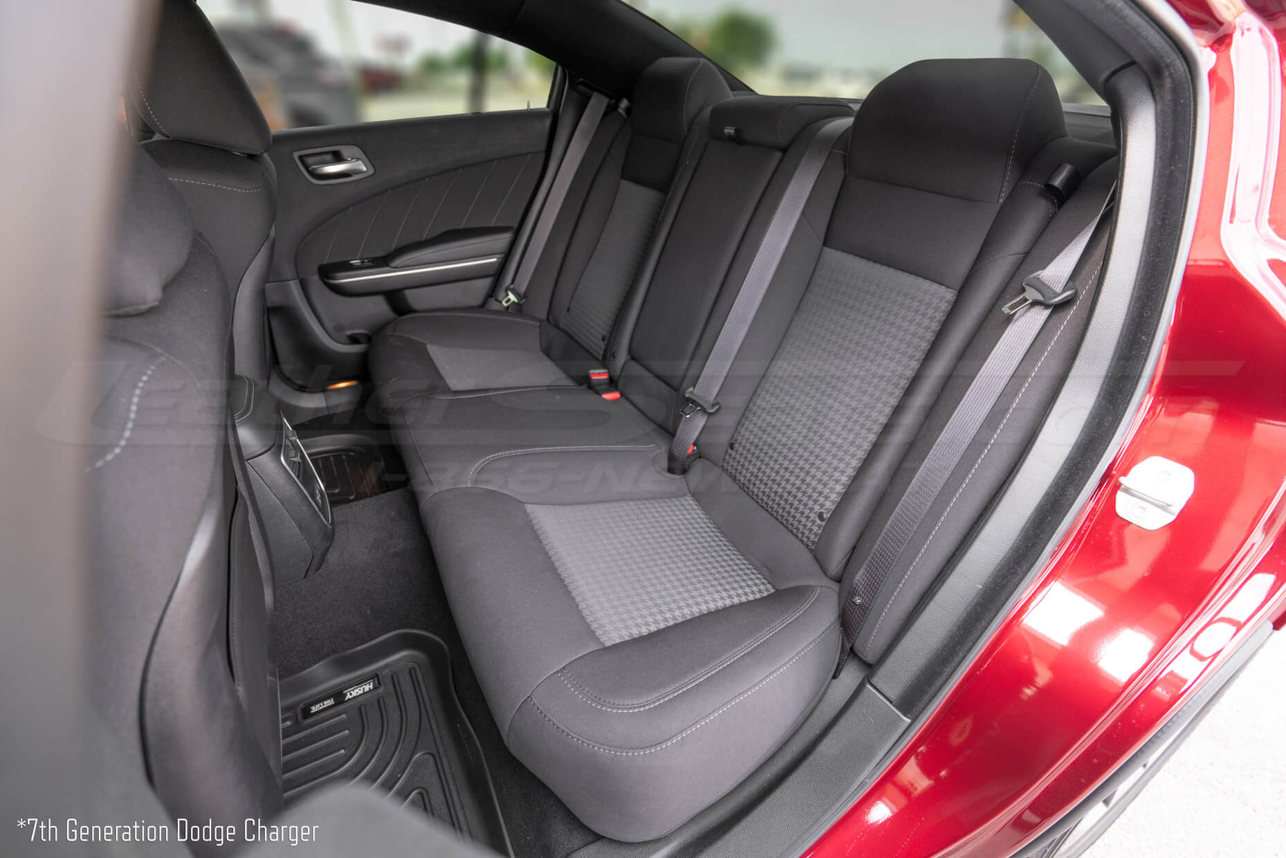 Cloth seats in Dodge Charger 7th generation