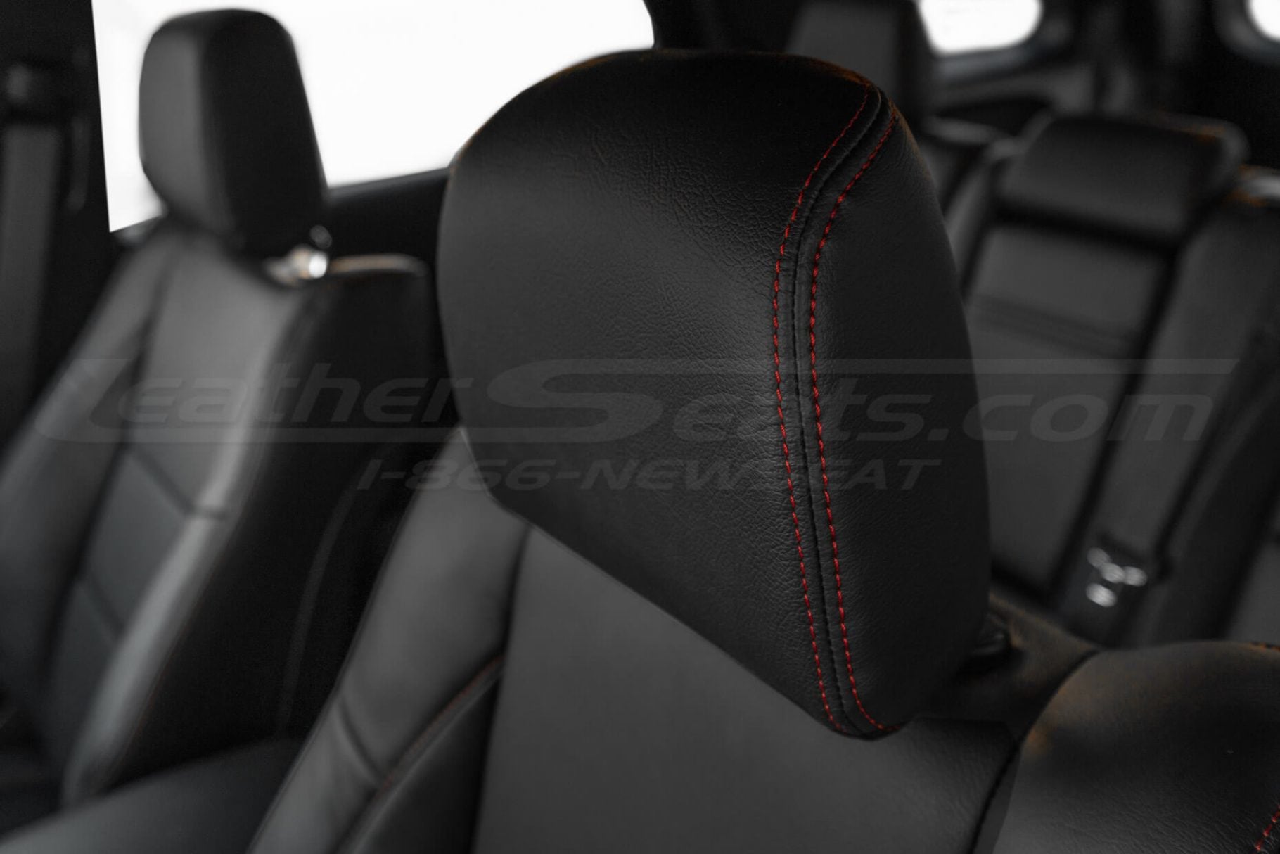 Durango GT Leather headrest with contrast stitching