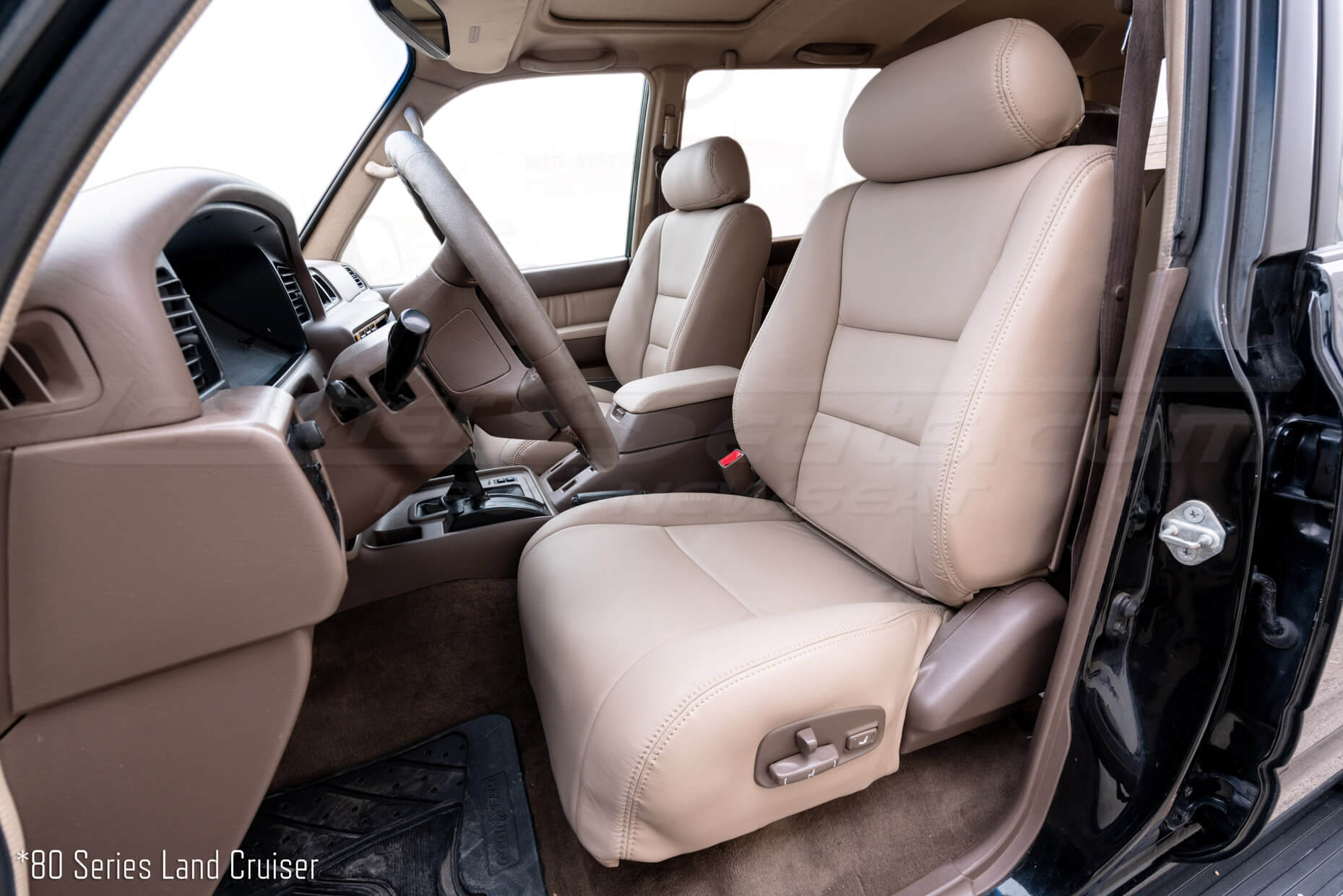 Custom Toyota Land Cruiser leather seats
