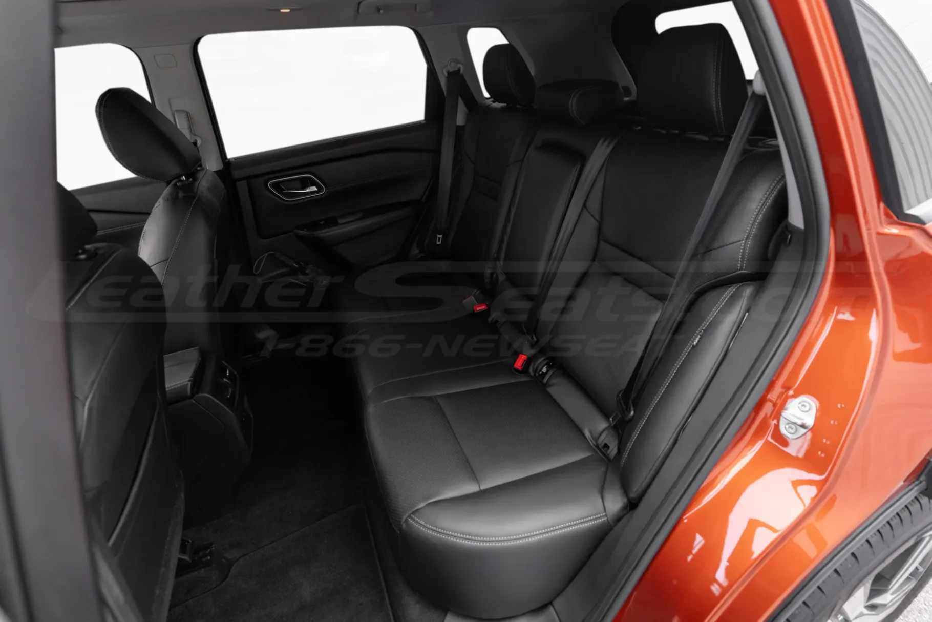 Black leather seat covers installed on 2021 nissan rogue