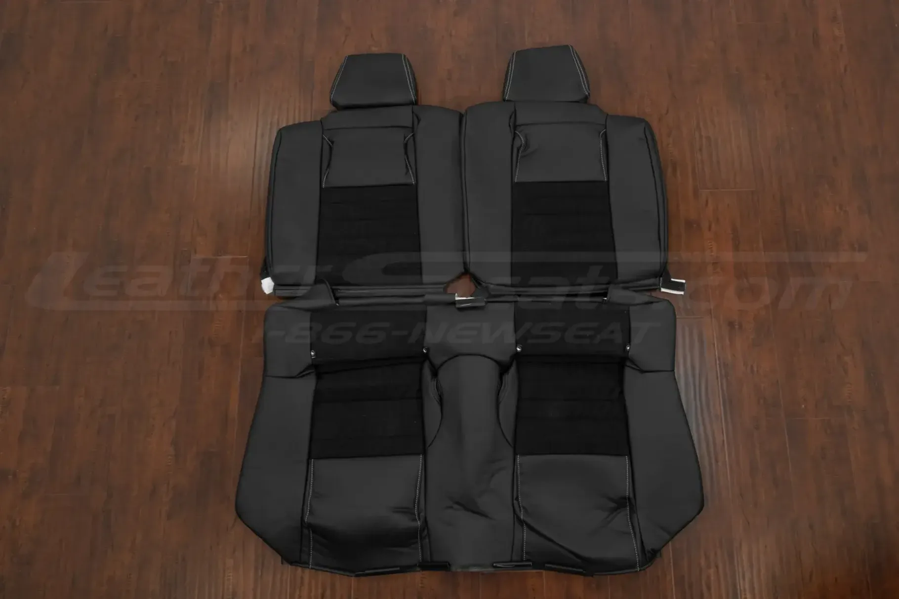 Rear seat two-tone upholstery for ford mustang