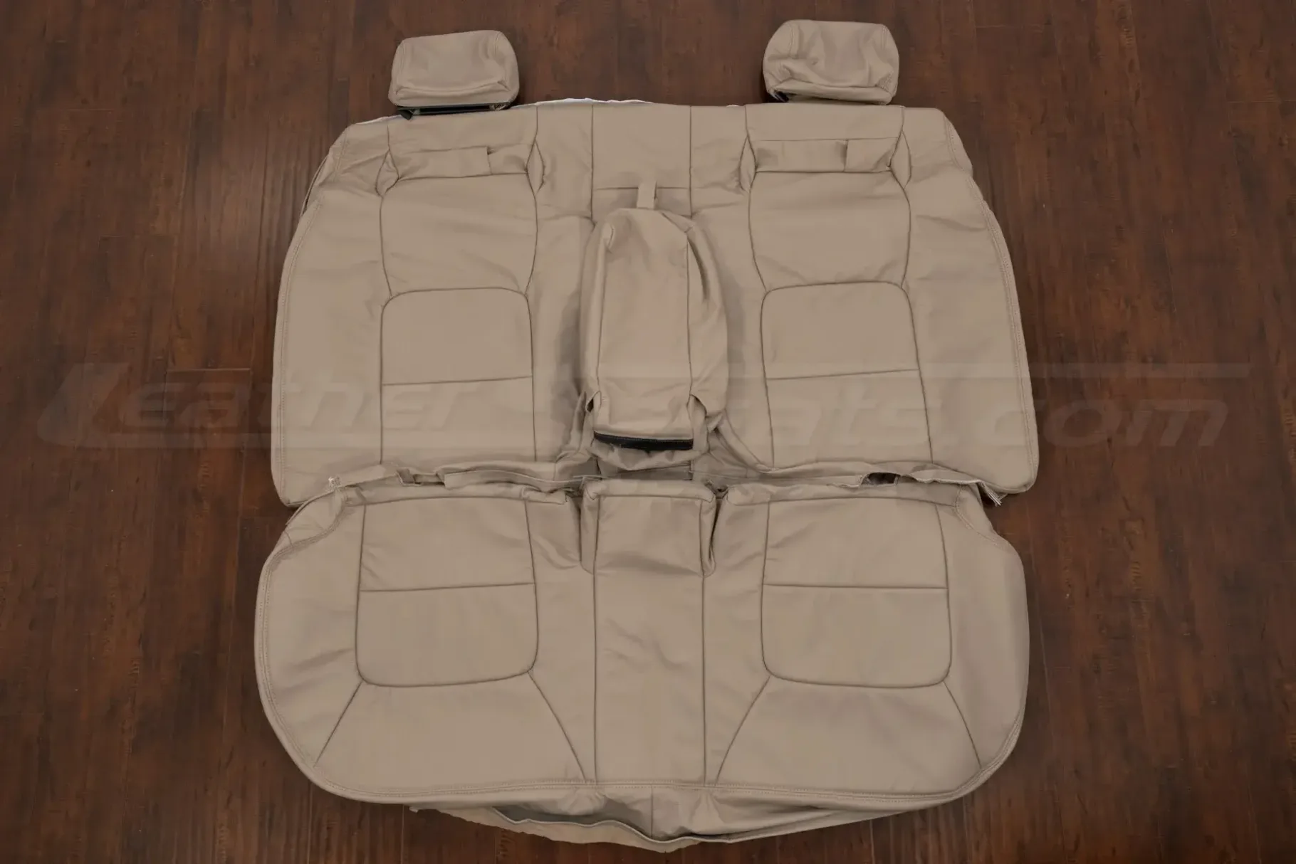 Rear seat leather upholstery with armrest for Acura Legend Sedan