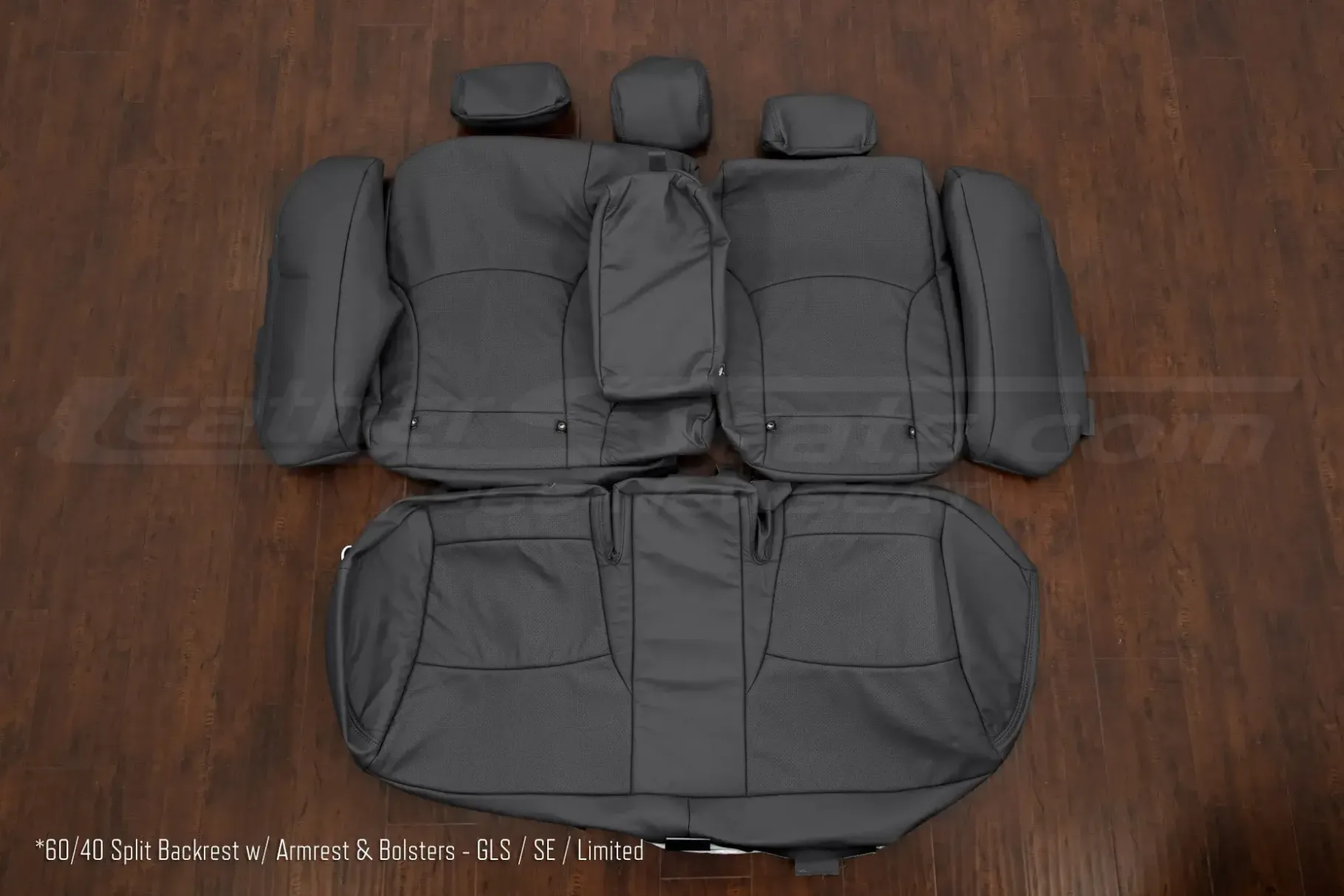 Sonata rear seat upholstery in 60/40 split backrest with armrest and bolsters