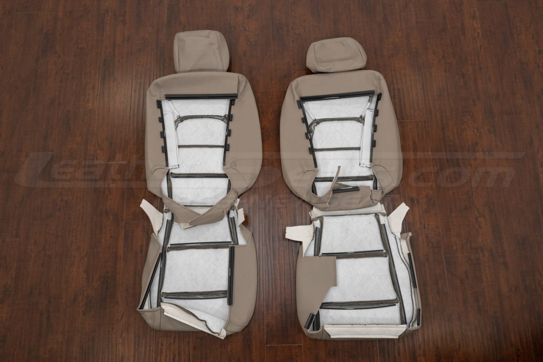 Front seat beige honda pilot seat covers flipped