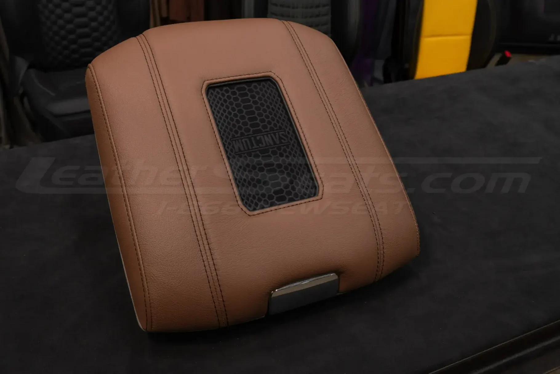 Magnetic Wireless Charging Leather Center Console for Dodge Ram Classic