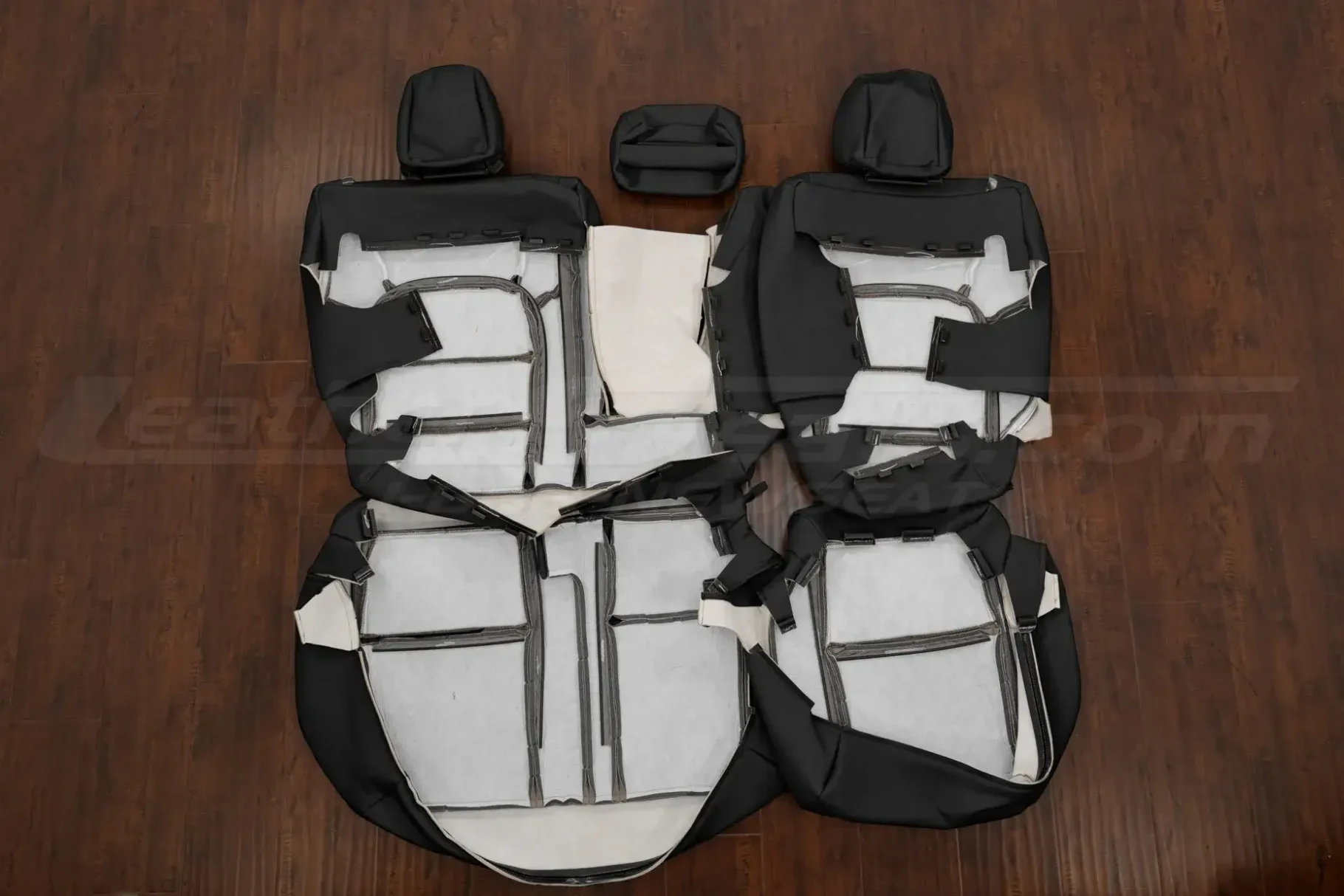 Middle row hona pilot replacement leather seat covers flipped