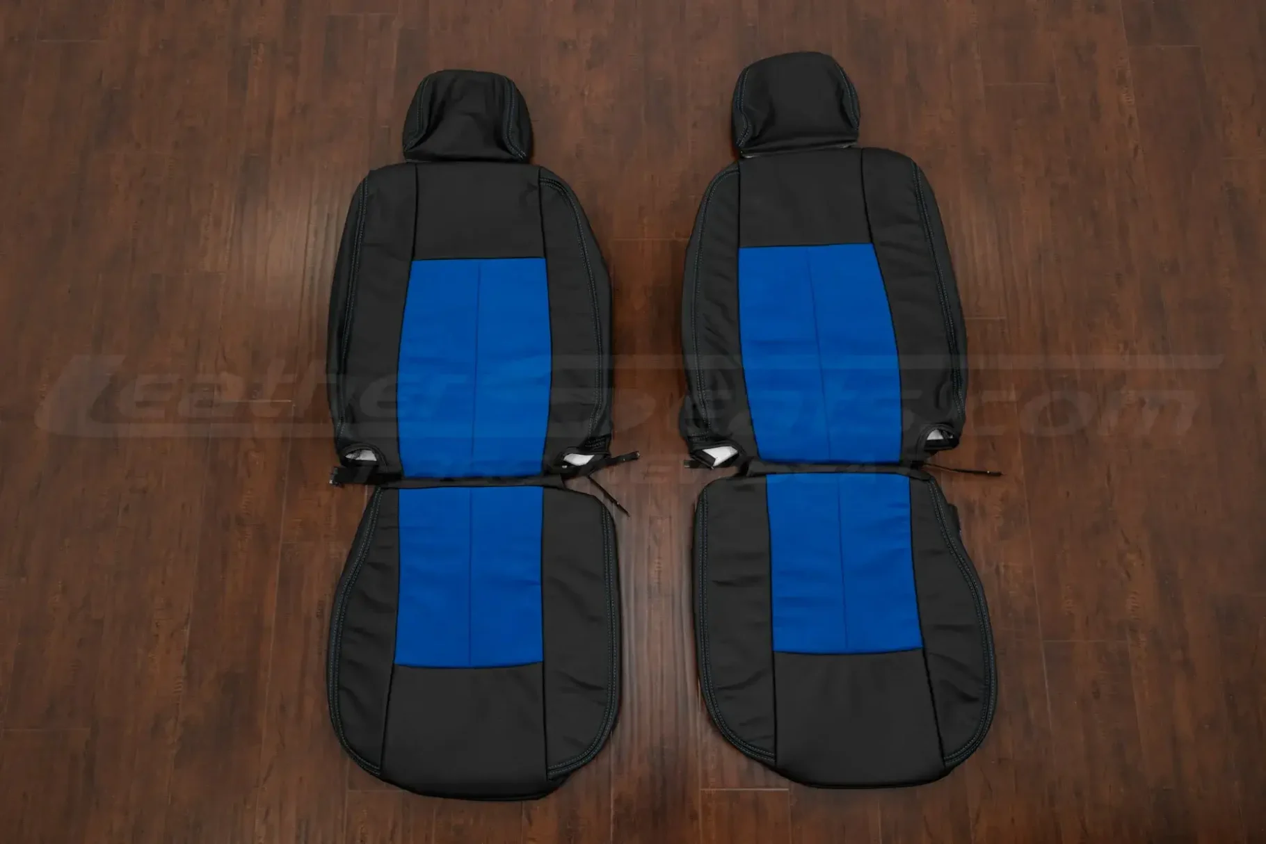 Chevrolet Trailblazer replacement leather seat covers in black/black suede - Front seat upholstery