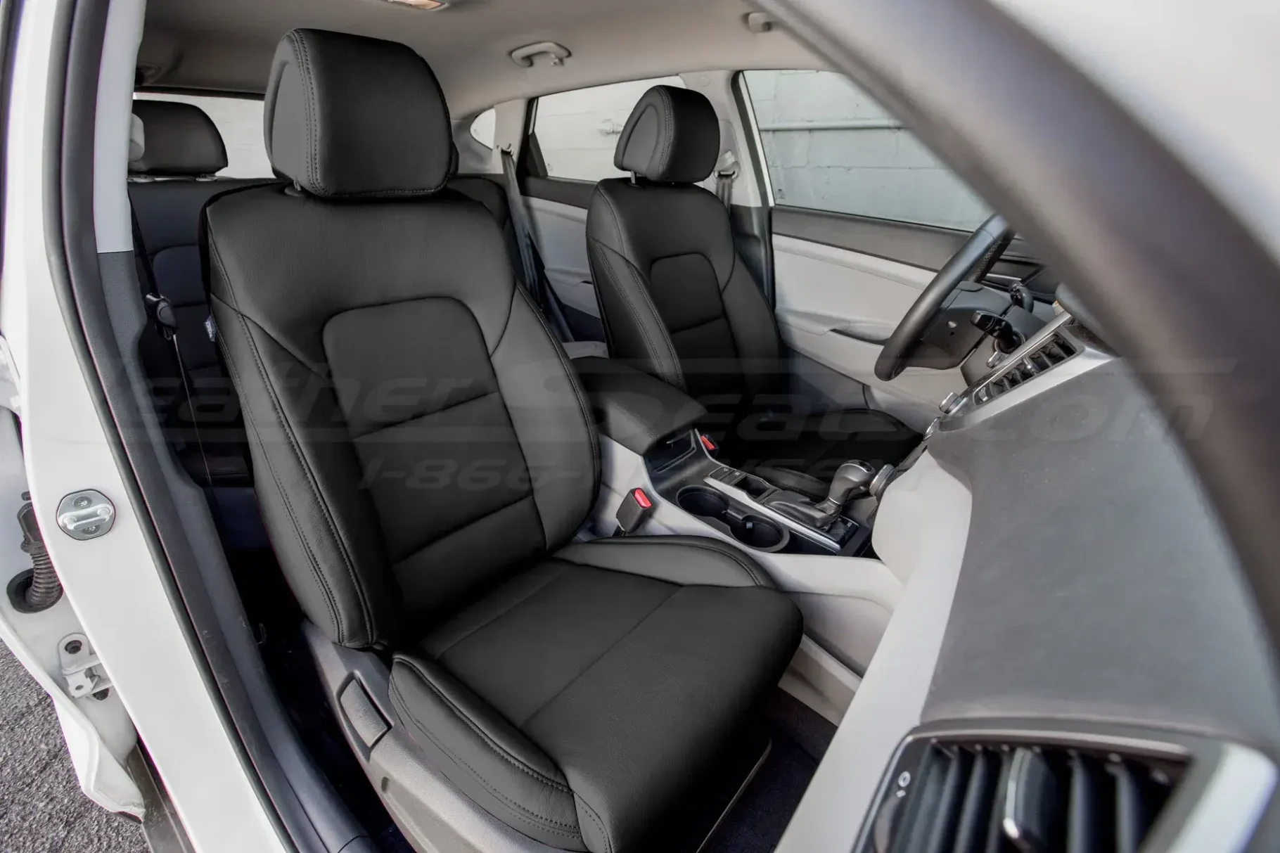 Custom black leather seats for 2016-2018 Hyundai Tucson