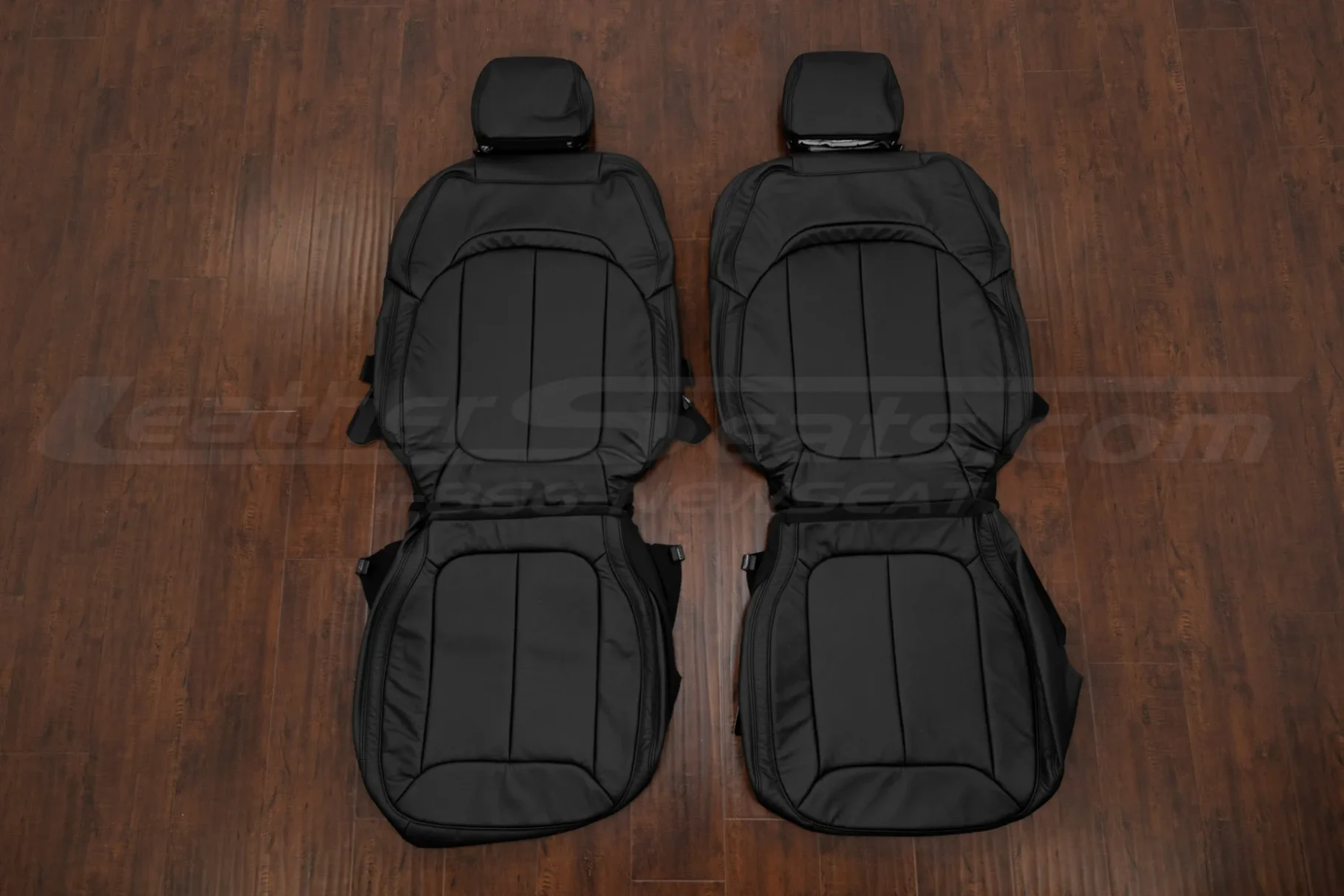 Jeep Grand Cherokee Custom leather seat upholstery kit - Black -front seat covers