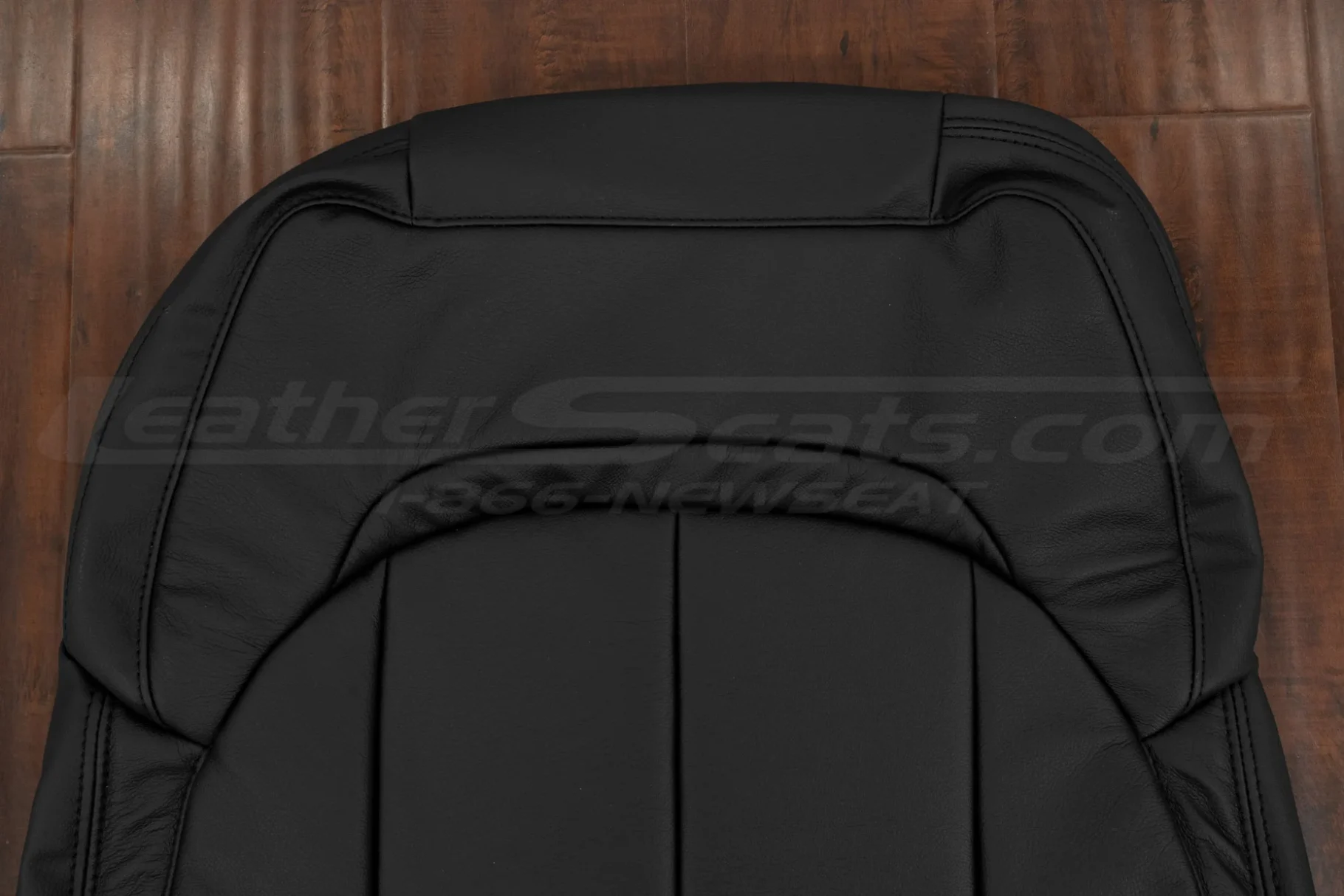 Upper section of grand cherokee leather backrest upholstery