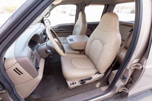 1999-2000 Ford SuperDuty Nutmeg installed leather seat covers